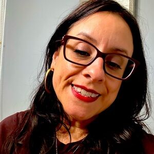 Meet your Posher, Christina